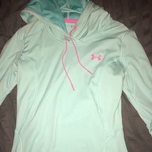 UnderArmour 3/4 sleeve hoodie